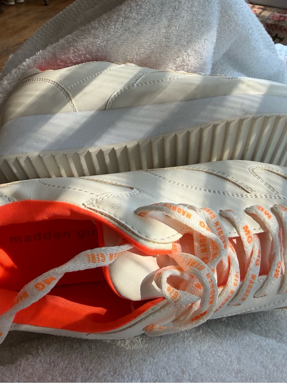 Madden Girl Kids White Sneakers with Bright Orange Lining